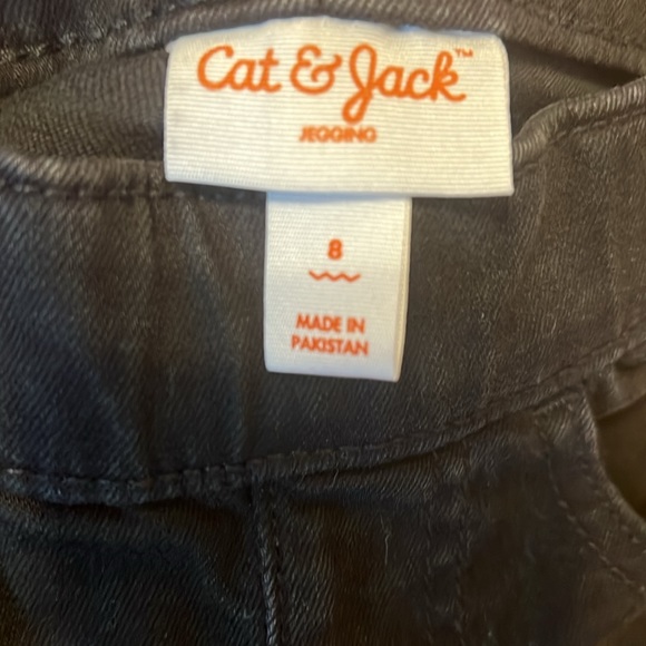 Girls Cat & Jack jeans - Picture 3 of 3